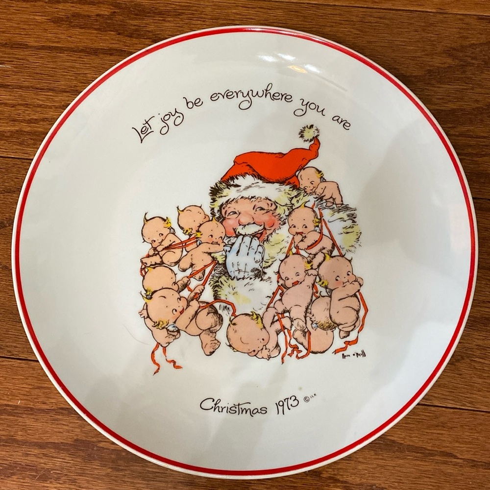 Vintage 1973 Kewpie Commemorative Christmas Plate”Let Joy be Everywhere You Are”